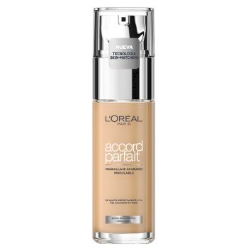Accord Parfait Base de Maquillaje Acabado Natural 