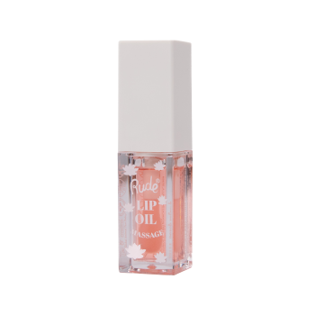 Lip Oil Massage