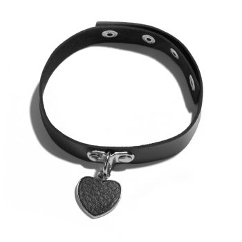 Choker Efecto Cuero Corazón