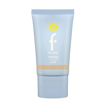 Sun Lovers Protector Solar con Color SPF50