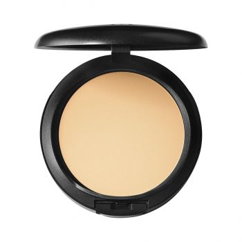 Base de Maquillaje Ultra Mate Studio Fix Powder Plus Foundation
