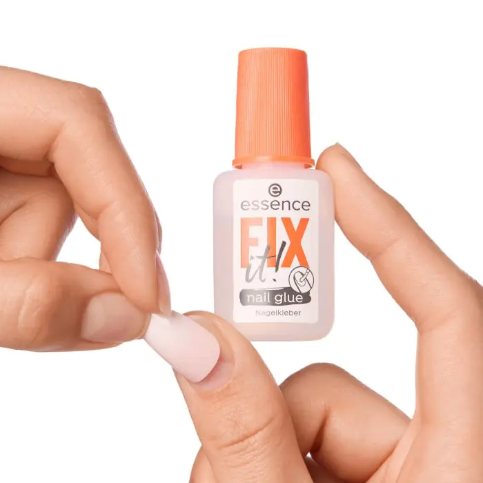 Fix it! Nail Glue Fix it! Nail Glue
