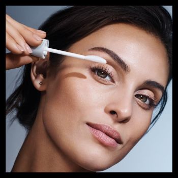 Máscara False Lash Effect Serum