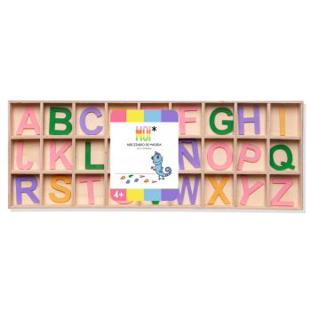 Alfabeto de madeira
