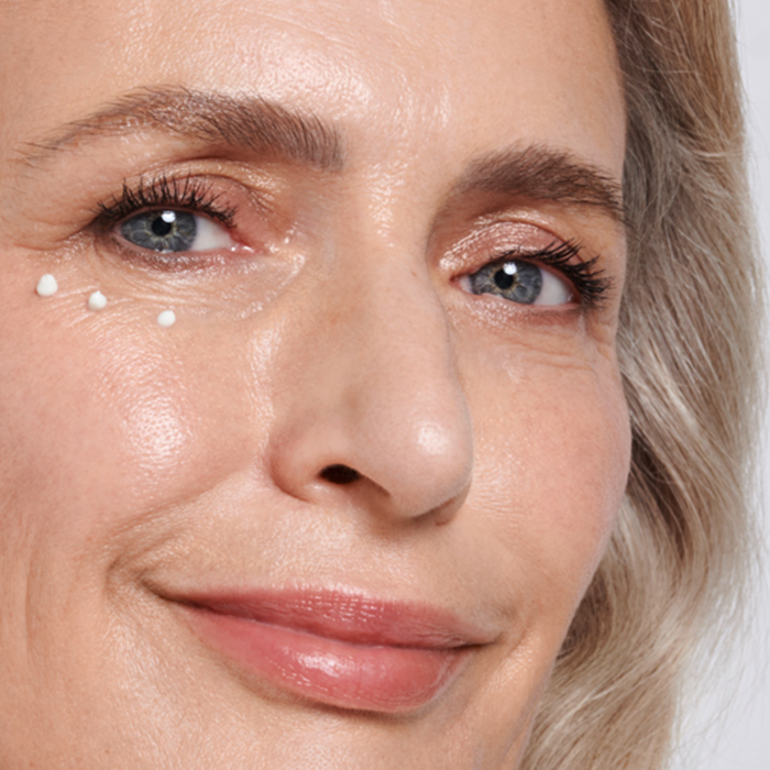 Hyaluron Filler + Elasticidade Contorno de Olhos