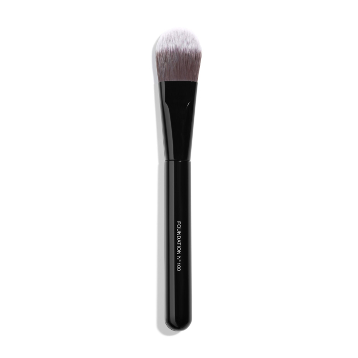 PINCEAU FOND DE TEINT N°100 CHANEL