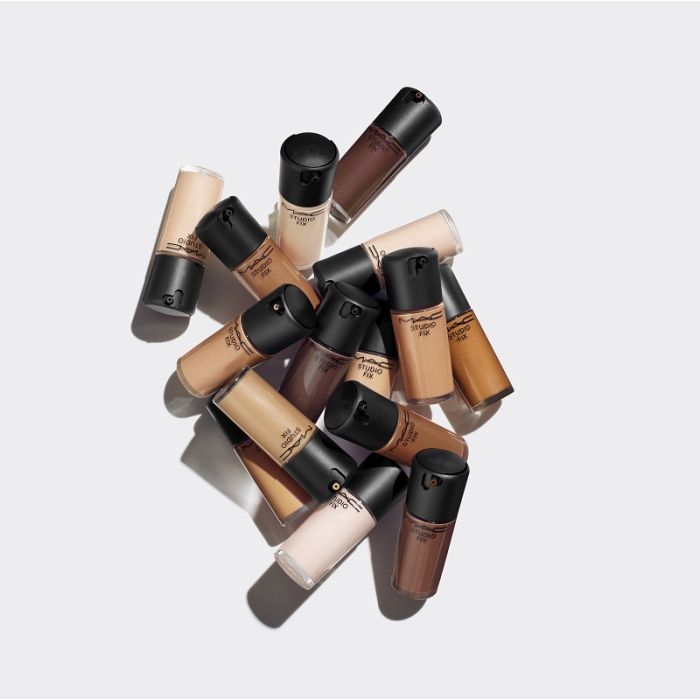 Base de Maquillaje Mate Studio Fix SPF15