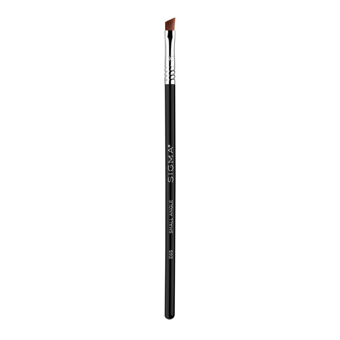 E65 Escova de ângulo pequeno  Sigma Beauty