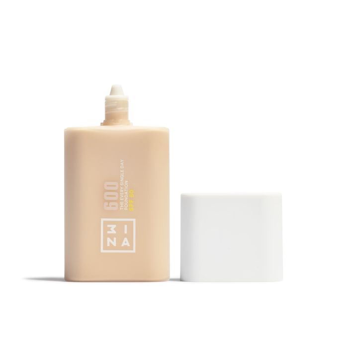 The Every Single Day Foundation SPF50