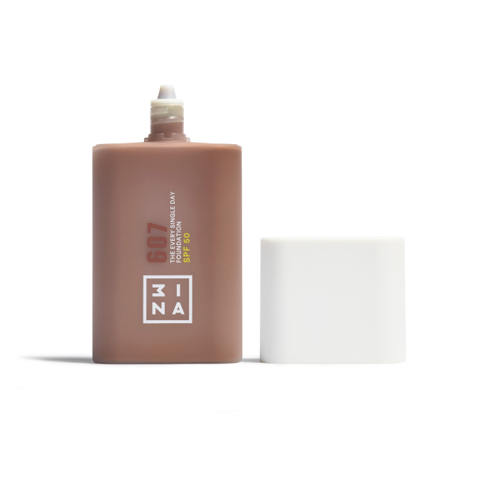 The Every Single Day Foundation Spf50 607