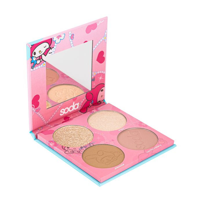 Hello Kitty Apple Pie Face Palette Paleta de Rosto