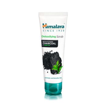 Detoxifying Scrub with Activated Charcoal Exfoliante Detox con Carbón