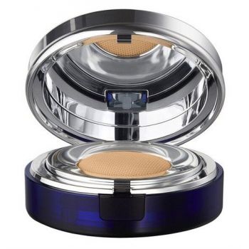 Base de Maquillaje Skin Caviar Essence de Teint SPF25