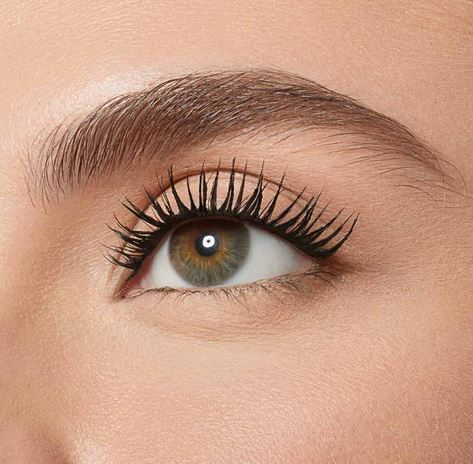 Máscara de pestañas False Lash Telescopic Gold · detalle 2