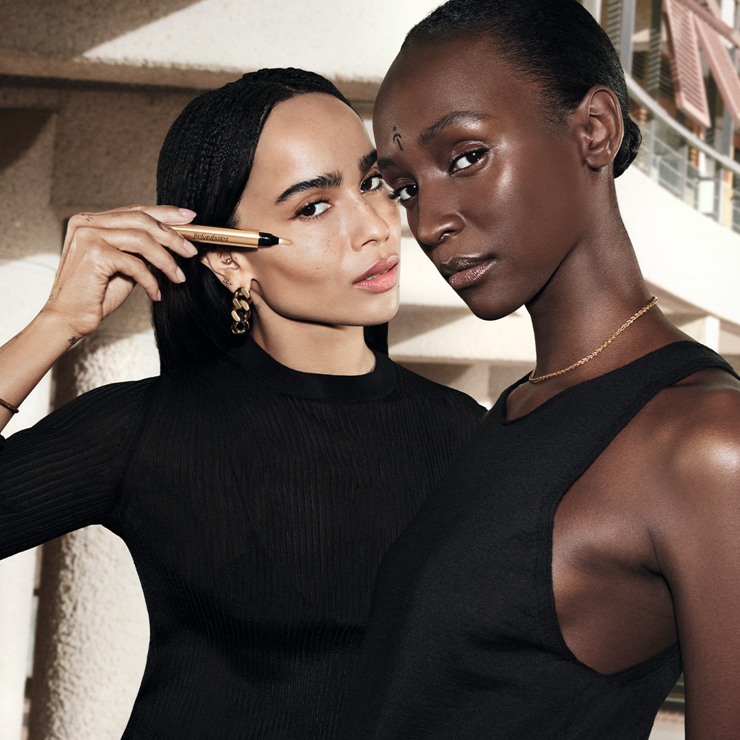 Touche Éclat Iluminador Facial · detalle 5