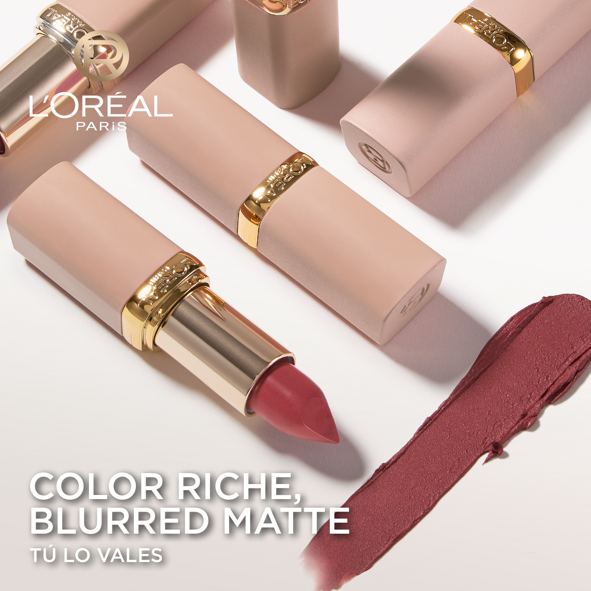 Color Riche Blurred Matte Lipstick · detalle 3