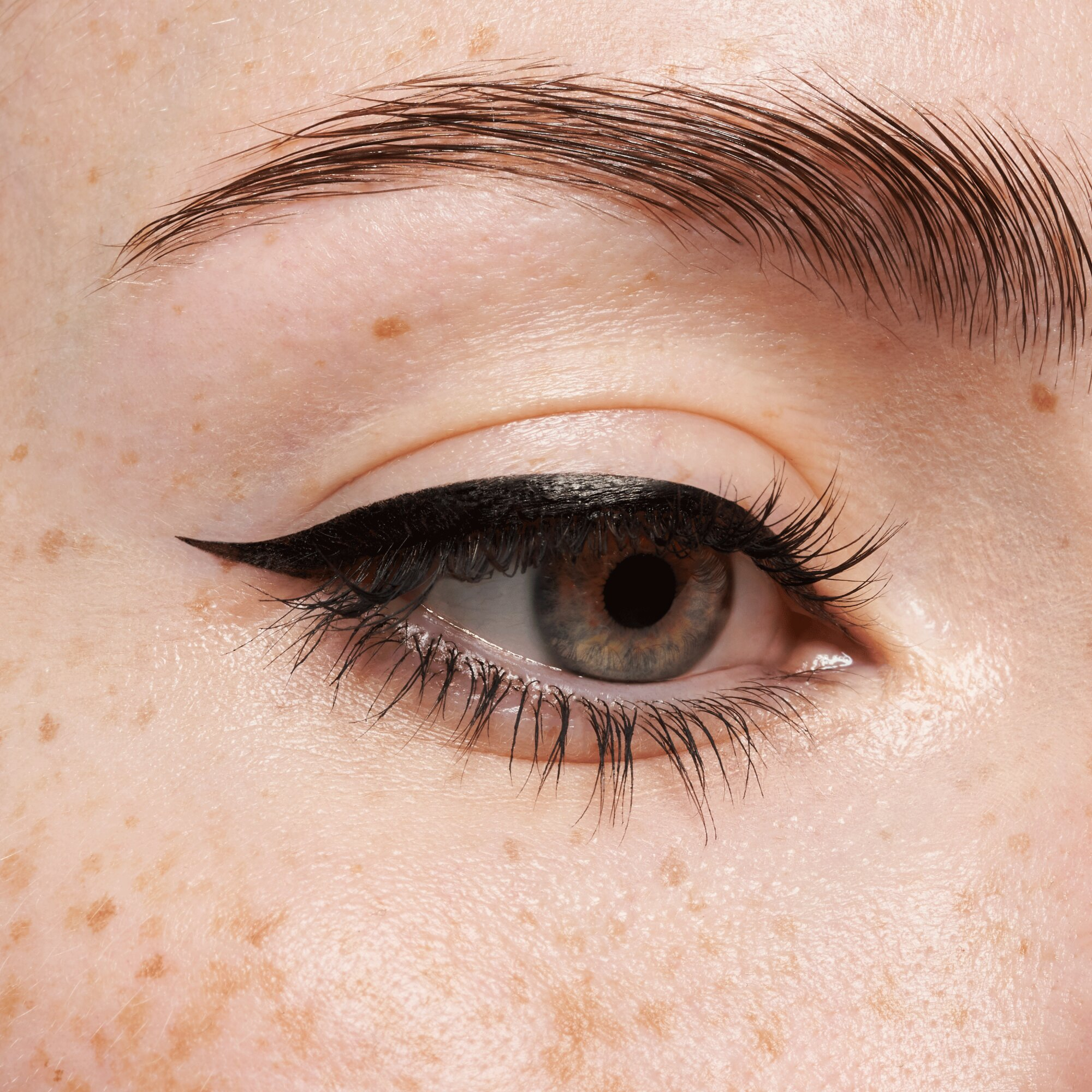 Eyeliner Calligraph Pro Precise 24h Matt Waterproof · detalle 3