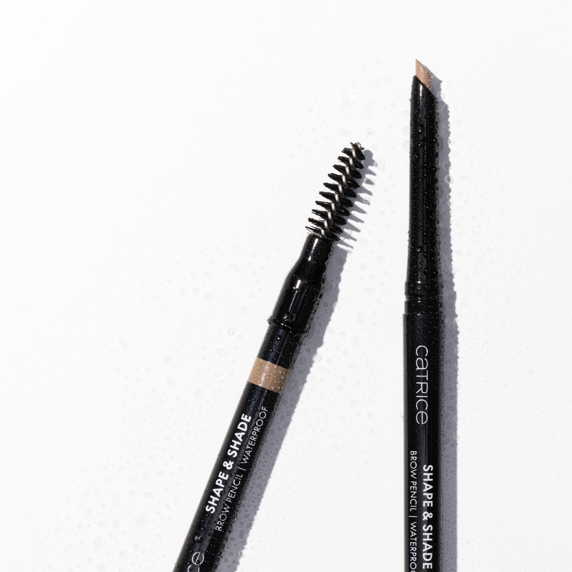 Lápiz de Cejas Waterproof Shape & Shade · detalle 2