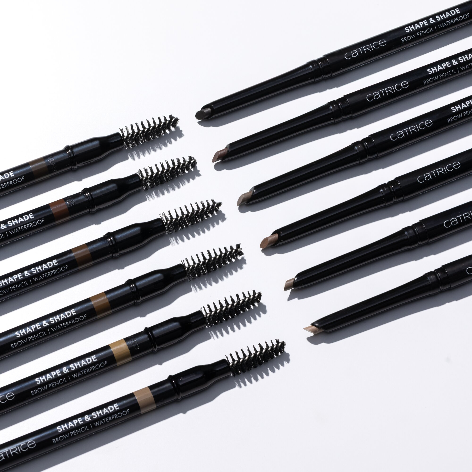 Lápiz de Cejas Waterproof Shape & Shade · detalle 3
