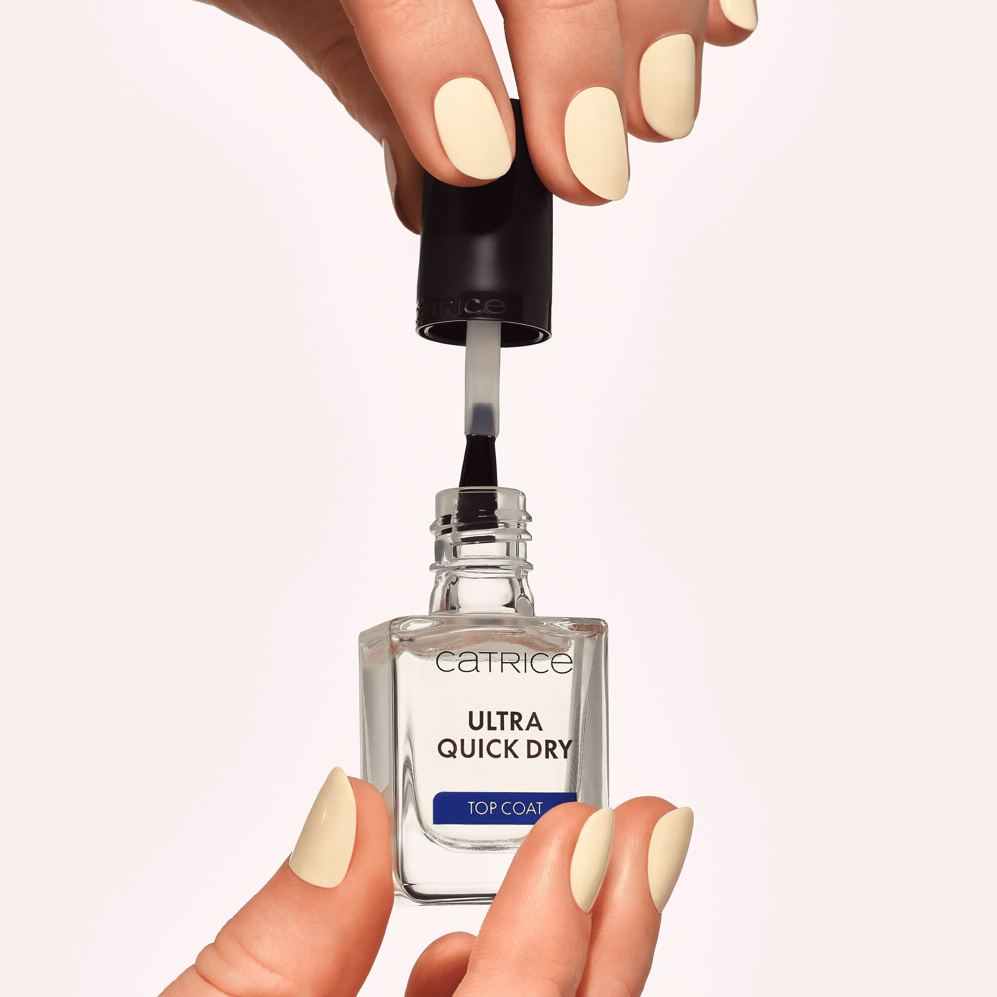 Top Coat Ultra Quick Dry · detalle 4