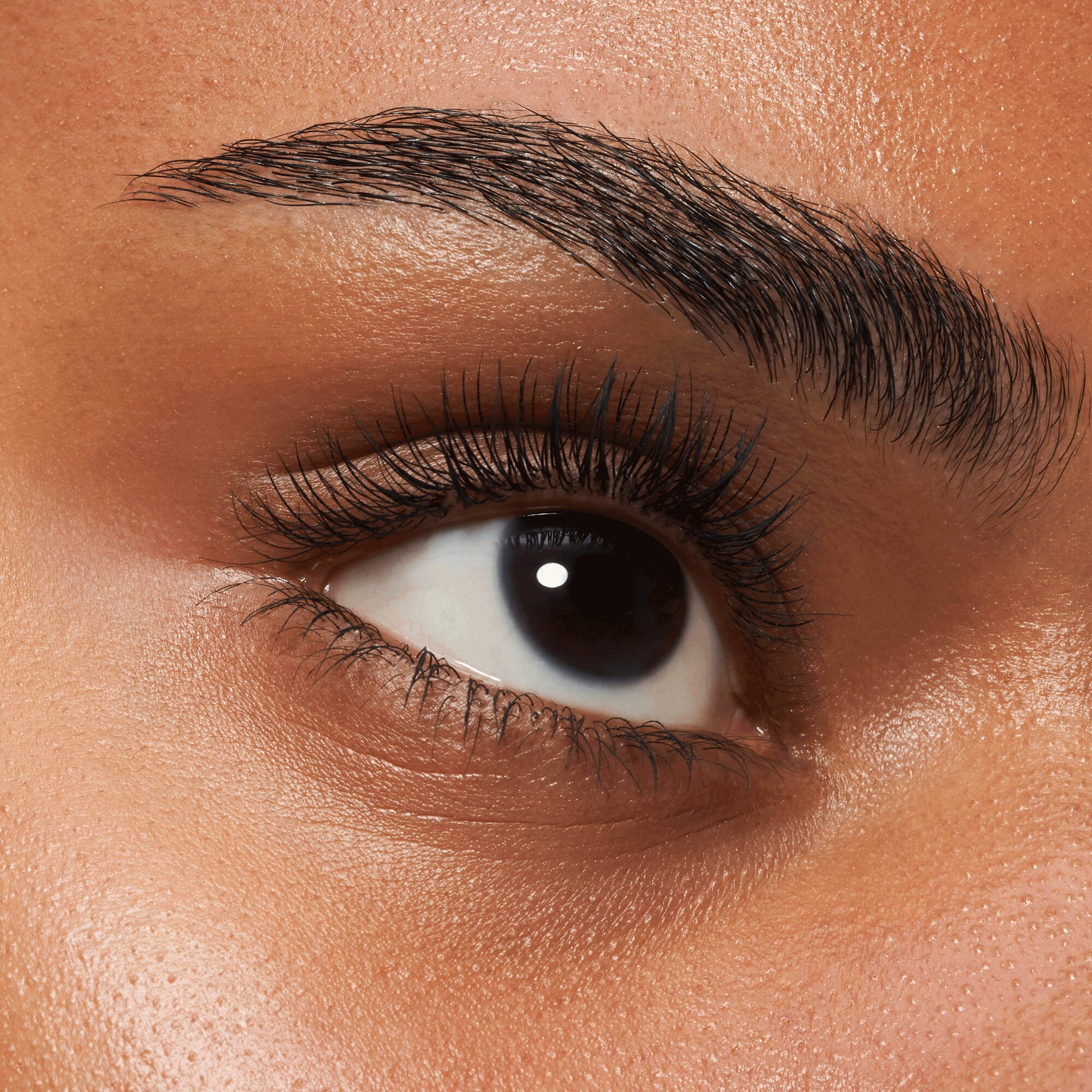 Mascara All Eyes On Me · detalle 3