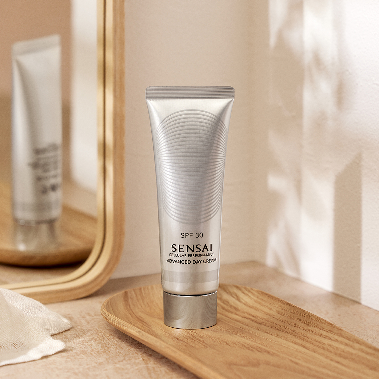 Sensai Cellular Performance Advanced Day Cream SPF 30