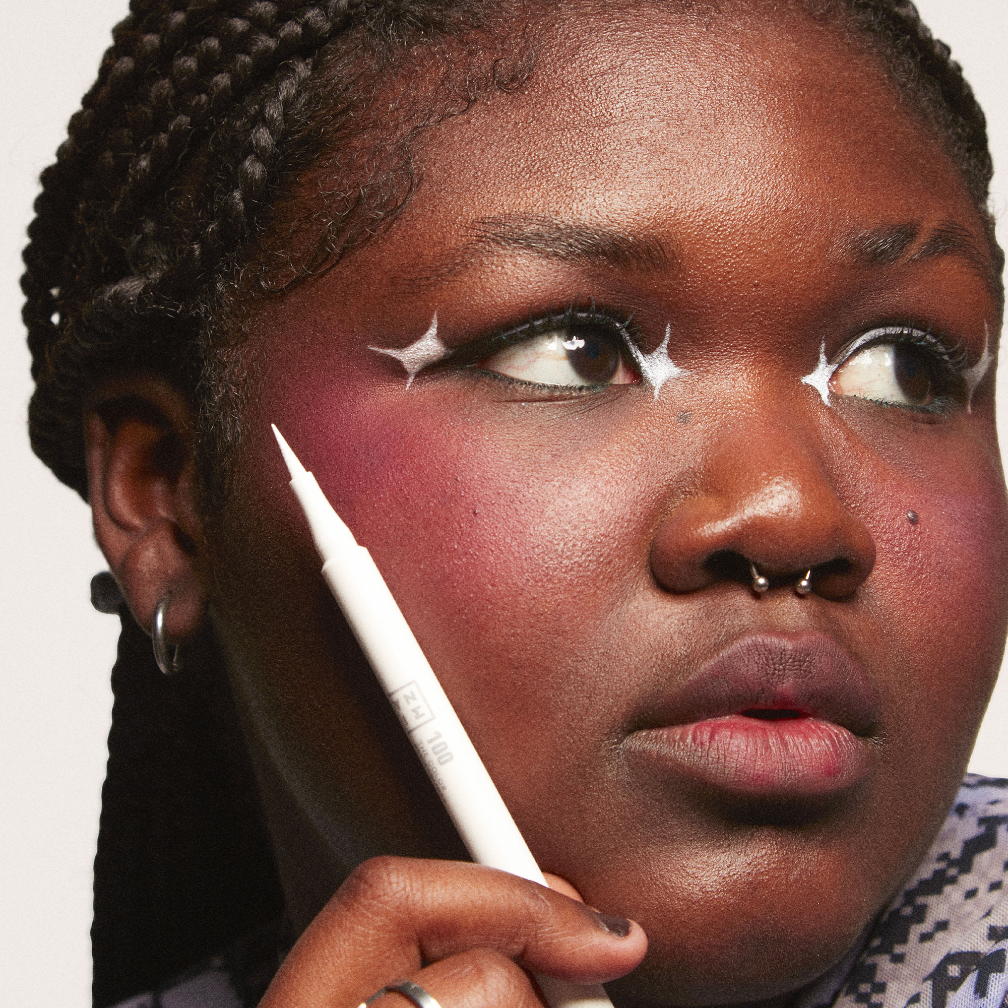 The Color Pen Eyeliner Delineador de Ojos · detalle 4